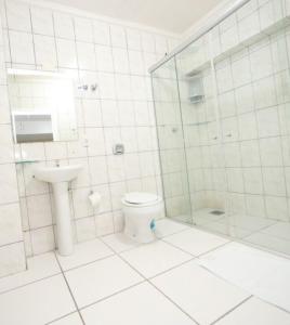 Vonios kambarys apgyvendinimo įstaigoje SMART IGUASSU HOTEL