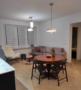Fotografia z galérie ubytovania Apartment RAMUŁTA 53 Gdynia balcony Netflix PS4 v destinácii Gdynia
