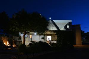 The building in which the holiday home is located