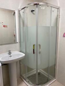 Kúpeľňa v ubytovaní MARSOL RELAX Roda de Barà