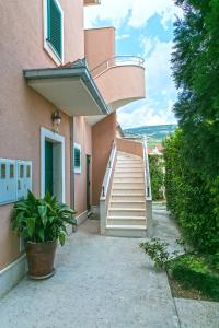 Fotografia z galérie ubytovania Apartment Franko, free parking v destinácii Kaštela
