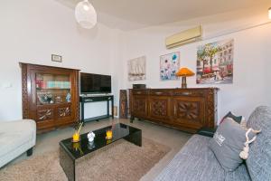 Fotografia z galérie ubytovania Apartment Franko, free parking v destinácii Kaštela
