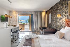 Postel nebo postele na pokoji v ubytování Vidikovac Levanda Luxury Apartments + 37 fotografií