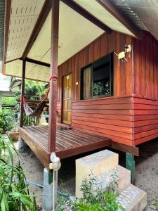 Zahrada ubytování Sandee Bungalow