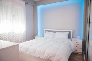 Zdjęcie z galerii obiektu Lovely apartment with balcony in the city center w mieście Kateríni