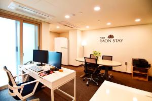 New Raon Stay的电视和/或娱乐中心