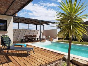 Πισίνα στο ή κοντά στο Elegant Villa in Sainte Valière