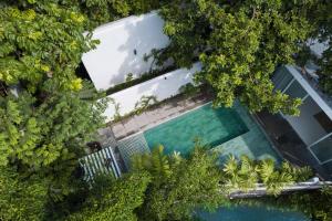 Bazén v ubytování Monolocale Luxury Resort & Spa Seminyak by Ini Vie Hospitality nebo v jeho okolí