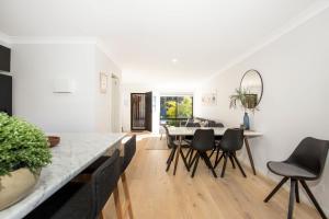 Imagen de la galería de Gumnut Pet Friendly 5 Mins Walk to Beach, en Culburra Beach