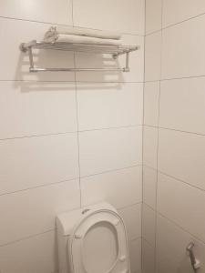 A bathroom at My Family Hotel