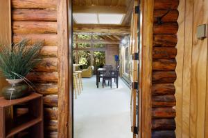 Fotografie z fotogalerie ubytování Alpine Meadows Log Cabin v destinaci Girdwood