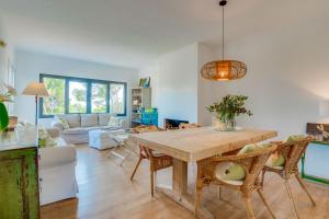 Posezení v ubytování Ses Alzines Apartment - Costa De Los Pinos