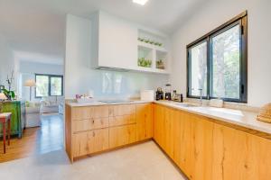 Kuchyň nebo kuchyňský kout v ubytování Ses Alzines Apartment - Costa De Los Pinos