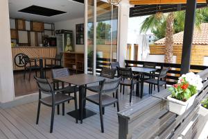 Fotografie z fotogalerie ubytování Kuburi Hotel v destinaci Ksamil