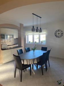 Billede fra billedgalleriet på Apartman Ana Kali i Kali + 23 billeder