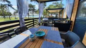 Fotografia z galérie ubytovania Sand & Relax Privlaka - Mobile home Gloria v Privlake