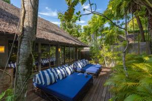 Jardí fora de The Slate, Phuket