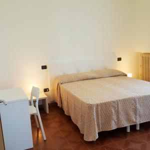 Llit o llits en una habitació de 3 bedrooms appartement with sea view furnished balcony and wifi at Viserba