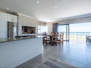 Nhà bếp/bếp nhỏ tại Ocean Pearl Accommodation