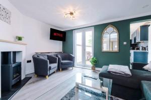 Gallery image of Central Town House perfect for City leisure breaks in Chester