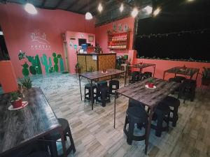 Ресторан / й інші заклади харчування у Pamujo Hostel
