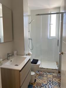 Ein Badezimmer in der Unterkunft Apartamentos San Miguel