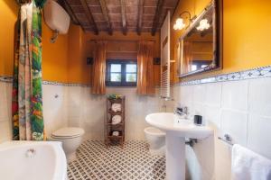 Zdjęcie z galerii obiektu CASALE DEI GIRASOLI 14, Emma Villas w mieście Cortona