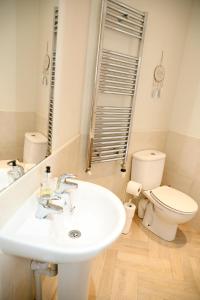 Gallery image of Beautiful cozy 3 bedroom 2 bathroom apartment in Newcastle upon Tyne