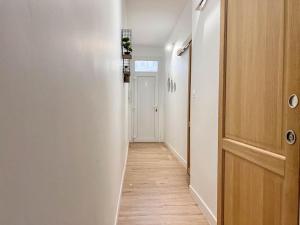 Zdjęcie z galerii obiektu Appartement vue mer Parking privé Place Med w mieście Canet-en-Roussillon