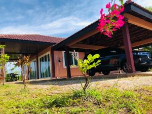 Gallery image of BUNGALOW D'CENANG- Private Pool in Pantai Cenang