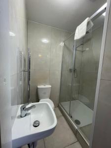 Koupelna v ubytování Tinapa Suites