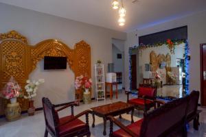 Posezení v ubytování RedDoorz near Kampus UMP Purwokerto 2