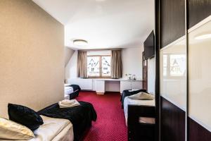 Posedenie v ubytovaní Dworek pod Giewontem - Jacuzzi & Sauna