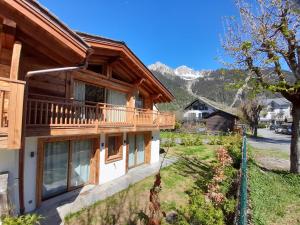 Afbeelding uit fotogalerij van Amazing chalet in Chamonix-Mont-Blanc