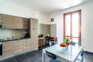 Kuchyňa alebo kuchynka v ubytovaní La Senyera Apartment