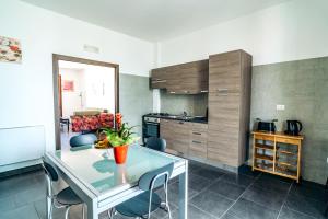 Kuchyňa alebo kuchynka v ubytovaní La Senyera Apartment