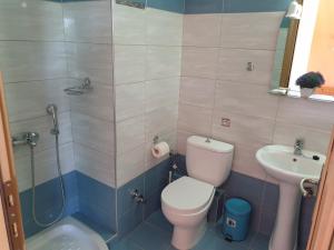 A bathroom at Blue Horizon