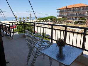 A balcony or terrace at Blue Horizon