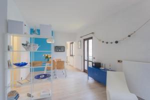 Posezení v ubytování Lavarell House - Best Lake View by Rent All Como