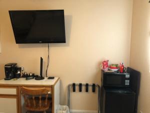 Gallery image of 1 or 2 bedrooms with bath at Indian Peaks golf course in Lafayette