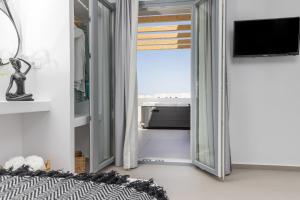 Gallery image of Alenor City Hotel in Naxos Chora