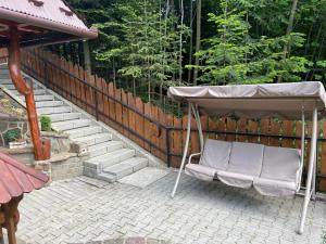 Balkon lub taras w obiekcie Domek Hubertus Chochołów