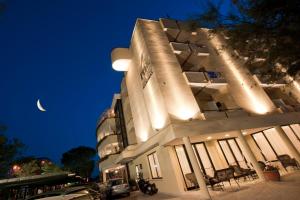 Gallery image of Park Hotel Kursaal in Misano Adriatico
