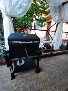 Gril dostupný pro hosty v penzionu + 10 fotografií