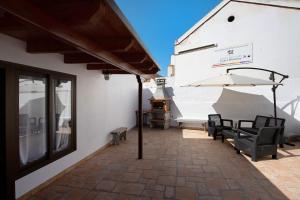 A patio or other outdoor area at Casa Milagrito Betancuria
