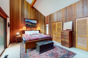 Ένα ή περισσότερα κρεβάτια σε δωμάτιο στο Golf Course Home 148 +41 φωτογραφίες