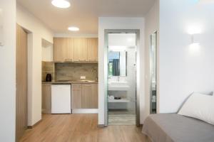 Gallery image of Summer Inn in Polykhrono