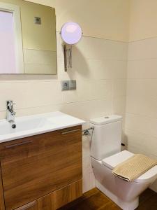 A bathroom at A Misericordia Viveiro