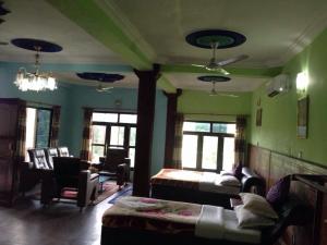 Гостиная зона в Siddhartha Guest House 