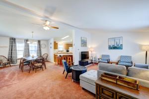 Ruang duduk di Town of Rehoboth Beach 304 Munson St
